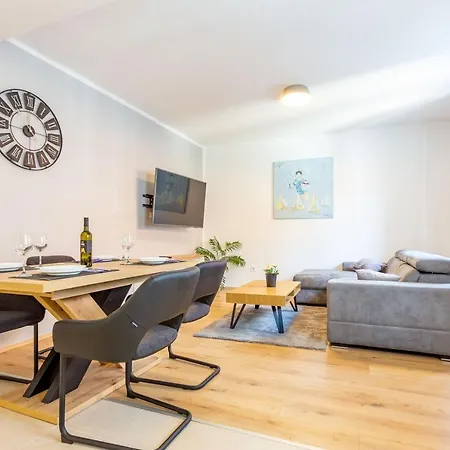 Apartment Bella 2 Bdr W Parking
