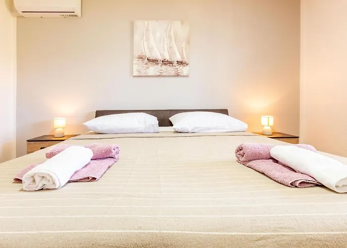 Bella 2 Bdr W Parking * Zadar